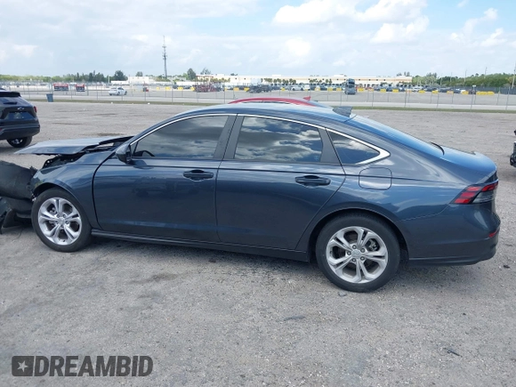 2024 Honda Accord LX z VIN 1HGCY1F21RA015006, wystawiony jako IAAI lot #41733581 z przebiegiem 32 762 mil mil oraz . Historia ofert i sprzedaży dostępna na DreamBid. Obrazek 14.