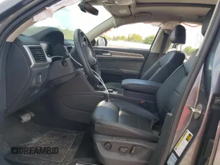 2022 Volkswagen Atlas SEL with VIN 1V2BP2CA8NC502506, listed as a Copart auction lot 70981634 with 34,960 mi miles and Salvage title. Bid and sale history available at DreamBid. Image 7.