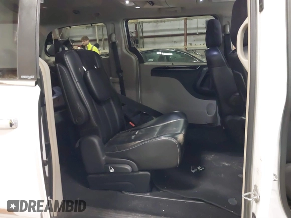 2014 Chrysler Town & Country Limited with VIN 2C4RC1GG7ER178802, listed as a IAAI auction lot 41863918 with 103,777 mi miles and . Bid and sale history available at DreamBid. Image 8.
