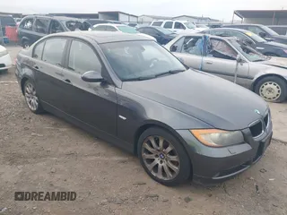 2008 BMW 3 Series 328xi with VIN WBAVC93528K056754, listed as a IAAI auction lot 41505019 with 80,516 mi miles. Bid and sale history available at carsss.com. Image 1.