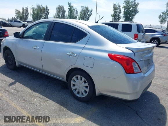 2015 Nissan Versa SV with VIN 3N1CN7AP1FL846929, listed as a IAAI auction lot 42068428 with 104,773 mi miles. Bid and sale history available at carsss.com. Image 3.