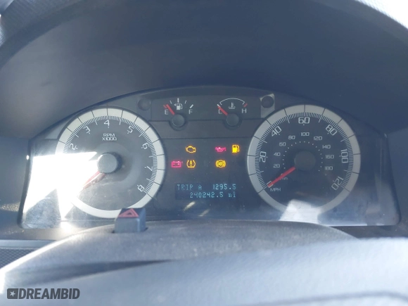 2008 Ford Escape Limited with VIN 1FMCU04168KC00395, listed as a IAAI auction lot 41695486 with 240,242 mi miles. Bid and sale history available at carsss.com. Image 7.