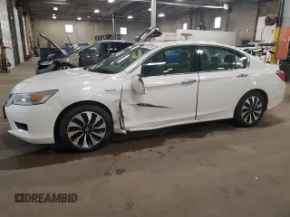 2014 Honda Accord Touring z VIN 1HGCR6F78EA003032, wystawiony jako Copart lot #57915735 z przebiegiem 170 348 mil mil oraz Szkoda całkowita • Salvage title. Historia ofert i sprzedaży dostępna na DreamBid. Obrazek 1.