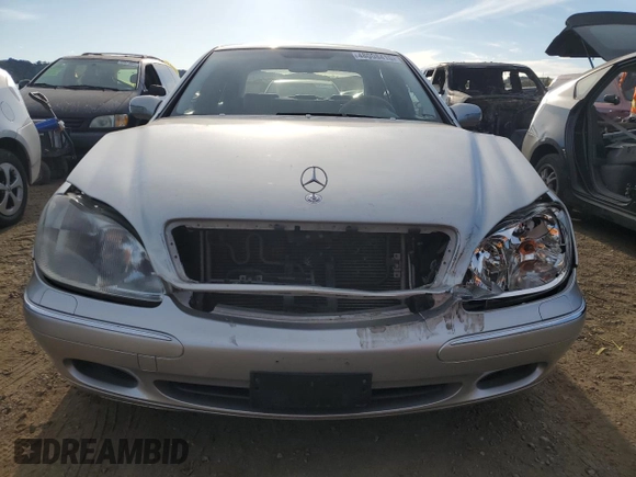 2002 Mercedes-Benz S-Class 4.3L with VIN WDBNG70J82A313571, listed as a Copart auction lot 48008415 with 159,719 mi miles and Salvage Title. Bid and sale history available at carsss.com. Image 5.