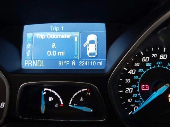 2012 Ford Focus SE with VIN 1FAHP3F23CL385622, listed as a IAAI auction lot 42715935 with 224,110 mi miles and . Bid and sale history available at DreamBid. Image 7.