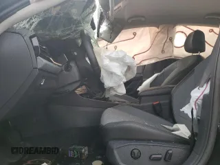 2025 Volkswagen Jetta SE z VIN 3VWEX7BU4SM023028, wystawiony jako Copart lot #59500145 z przebiegiem Nie podano mil oraz Nie do naprawy • Non repairable. Historia ofert i sprzedaży dostępna na DreamBid. Obrazek 7.