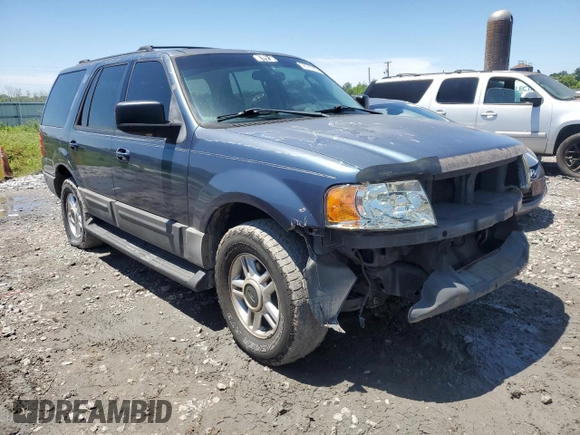 2003 Ford Expedition Special Service z VIN 1FMRU15W13LA27494, wystawiony jako Copart lot #58026365 z przebiegiem 230 893 mil mil oraz Szkoda całkowita • Salvage title. Historia ofert i sprzedaży dostępna na DreamBid. Obrazek 4.