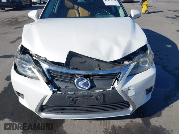 2014 Lexus CT 200h with VIN JTHKD5BH5E2203604, listed as a IAAI auction lot 41372030 with 147,449 mi miles and . Bid and sale history available at DreamBid. Image 6.
