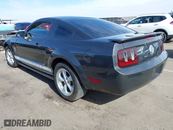 2007 Ford Mustang Deluxe with VIN 1ZVHT80N375355775, listed as a IAAI auction lot 41550537 with Not Provided miles. Bid and sale history available at carsss.com. Image 3.