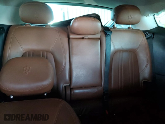2017 Maserati Levante S z VIN ZN661YUA2HX242914, wystawiony jako Copart lot #44312295 z przebiegiem Nie podano mil oraz Szkoda całkowita • Salvage title. Historia ofert i sprzedaży dostępna na DreamBid. Obrazek 10.
