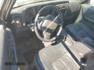 1999 Jeep Cherokee Sport z VIN 1J4FF68S3XL597049, wystawiony jako Copart lot #58736325 z przebiegiem 134 684 mil mil oraz Nie do naprawy • Non repairable. Historia ofert i sprzedaży dostępna na DreamBid. Obrazek 8.