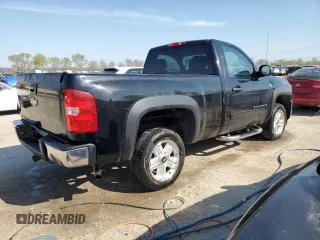 2008 Chevrolet Silverado 1500 Work Truck with VIN 1GCEK14C78Z200911, listed as a Copart auction lot 52197035 with 215,836 mi miles and Salvage Title. Bid and sale history available at DreamBid. Image 3.