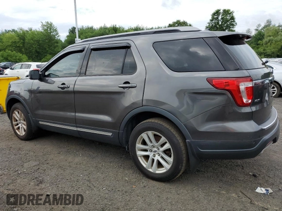 2018 Ford Explorer XLT с VIN 1FM5K8D83JGA17037, выставлен на аукционе Copart как лот 65398915 с пробегом 152 361 миль миль и Чистый • Clean title. История ставок и продаж доступна на DreamBid. Изображение 2.