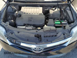 2013 Toyota Avalon XLE z VIN 4T1BK1EB4DU025545, wystawiony jako Copart lot #60996925 z przebiegiem 271 978 mil mil oraz Szkoda całkowita • Salvage title. Historia ofert i sprzedaży dostępna na DreamBid. Obrazek 11.