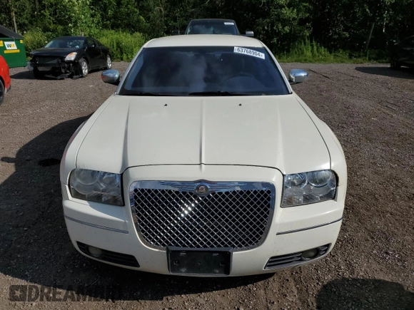2005 Chrysler 300 with VIN 2C3JA53G45H174829, listed as a Copart auction lot 63768904 with 373,929 mi miles and Clean Title. Bid and sale history available at carsss.com. Image 5.
