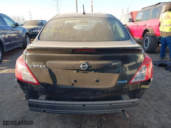 2014 Nissan Versa SV with VIN 3N1CN7AP3EL841844, listed as a IAAI auction lot 41770123 with 145,916 mi miles. Bid and sale history available at carsss.com. Image 16.