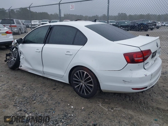 2016 Volkswagen Jetta Sport z VIN 3VWD17AJ0GM394943, wystawiony jako IAAI lot #41844346 z przebiegiem Nie podano mil oraz . Historia ofert i sprzedaży dostępna na DreamBid. Obrazek 3.