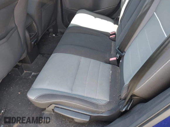 2013 Ford Escape SE with VIN 1FMCU9GX2DUB89107, listed as a IAAI auction lot 42239478 with Not Provided miles and . Bid and sale history available at DreamBid. Image 8.