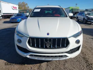 2021 Maserati Levante S with VIN ZN661YUL3MX378092, listed as a IAAI auction lot 40748646 with 43,199 mi miles. Bid and sale history available at carsss.com. Image 12.