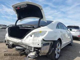 2014 Mercedes-Benz CLS-Class CLS 550 with VIN WDDLJ7DBXEA118935, listed as a IAAI auction lot 41457925 with 62,037 mi miles. Bid and sale history available at carsss.com. Image 4.