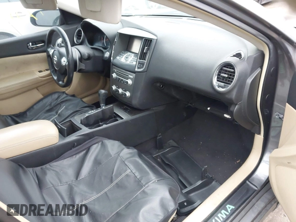 2014 Nissan Maxima SV with VIN 1N4AA5AP6EC443663, listed as a IAAI auction lot 41927687 with Not Provided miles and . Bid and sale history available at DreamBid. Image 5.