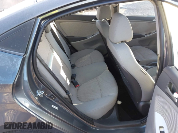 2012 Hyundai Accent GLS z VIN KMHCT4AE4CU172109, wystawiony jako IAAI lot #41286211 z przebiegiem 130 898 mil mil oraz . Historia ofert i sprzedaży dostępna na DreamBid. Obrazek 8.