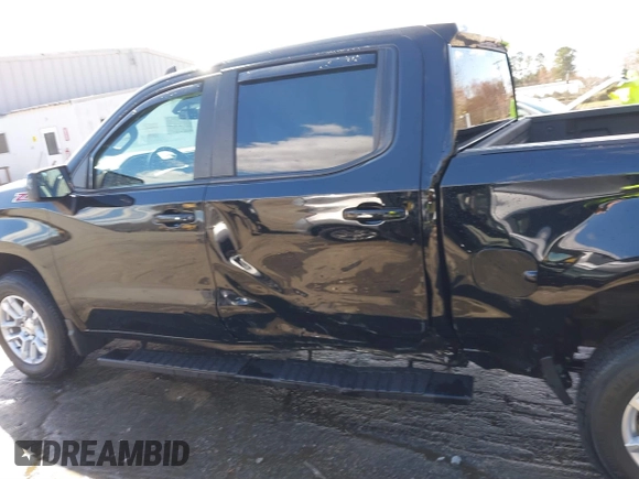 2022 Chevrolet Silverado 1500 RST with VIN 1GCUDEED3NZ630595, listed as a IAAI auction lot 41744460 with 37,181 mi miles and . Bid and sale history available at DreamBid. Image 14.