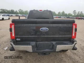2024 Ford F-350 XL with VIN 1FT8W3DT4RED83562, listed as a Copart auction lot 54500415 with 32,691 mi miles and Salvage Title. Bid and sale history available at DreamBid. Image 6.