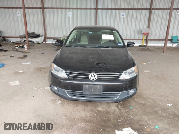 2012 Volkswagen Jetta Sedan SEL w/Sunroof with VIN 3VWLX7AJ5CM379634, listed as a IAAI auction lot 41634048 with 209,586 mi miles. Bid and sale history available at carsss.com. Image 13.