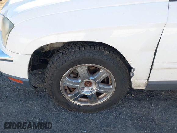 2006 Chrysler Pacifica Touring с VIN 2A8GF68486R864874, выставлен на аукционе IAAI как лот 40412115 с пробегом 125 949 миль миль и . История ставок и продаж доступна на DreamBid. Изображение 6.
