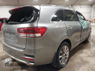 2018 Kia Sorento SX with VIN 5XYPKDA54JG390445, listed as a IAAI auction lot 41755347 with 147,691 mi miles and . Bid and sale history available at carsss.com. Image 4.