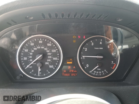 2013 BMW X5 xDrive35i z VIN 5UXZV4C58D0B21356, wystawiony jako Copart lot #54872375 z przebiegiem 113 825 mil mil oraz Szkoda całkowita • Salvage title. Historia ofert i sprzedaży dostępna na DreamBid. Obrazek 9.