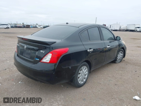 2014 Nissan Versa S with VIN 3N1CN7AP1EK447569, listed as a IAAI auction lot 41593414 with 123,953 mi miles. Bid and sale history available at carsss.com. Image 4.
