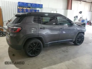 2020 Jeep Compass Latitude z VIN 3C4NJCBB6LT252619, wystawiony jako Copart lot #54860815 z przebiegiem Nie podano mil oraz Szkoda całkowita • Salvage title. Historia ofert i sprzedaży dostępna na DreamBid. Obrazek 3.