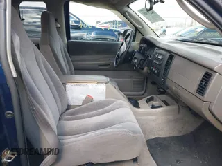 2004 Dodge Dakota SLT with VIN 1D7HG42N44S519910, listed as a IAAI auction lot 41737881 with 154,008 mi miles. Bid and sale history available at carsss.com. Image 5.