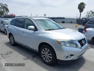 2013 Nissan Pathfinder Platinum with VIN 5N1AR2MM9DC614001, listed as a IAAI auction lot 42718655 with 153,241 mi miles and . Bid and sale history available at DreamBid. Image 1.
