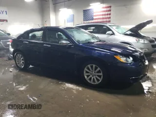 2014 Chrysler 200 Limited z VIN 1C3CCBCG1EN183643, wystawiony jako Copart lot #89395065 z przebiegiem 87 625 mil mil oraz Szkody całkowita. Historia ofert i sprzedaży dostępna na DreamBid. Obrazek 4.