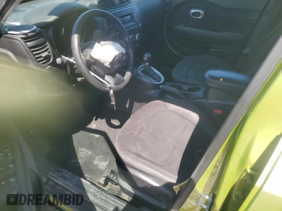 2015 Kia Soul with VIN KNDJN2A21F7812053, listed as a Copart auction lot 53486105 with 184,637 mi miles and Salvage Title. Bid and sale history available at DreamBid. Image 7.