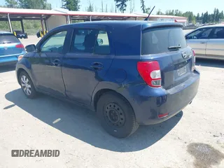 2010 Scion xD z VIN JTKKU4B40AJ054083, wystawiony jako IAAI lot #42449812 z przebiegiem 196 651 mil mil oraz . Historia ofert i sprzedaży dostępna na DreamBid. Obrazek 3.
