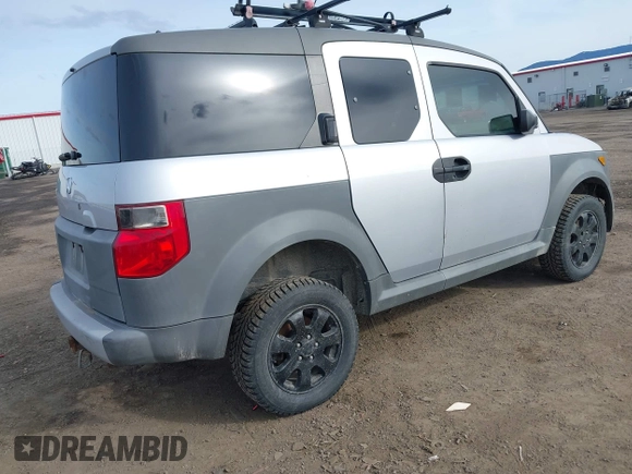 2005 Honda Element with VIN 5J6YH27385L031049, listed as a IAAI auction lot 41826016 with 254,572 mi miles and . Bid and sale history available at DreamBid. Image 4.