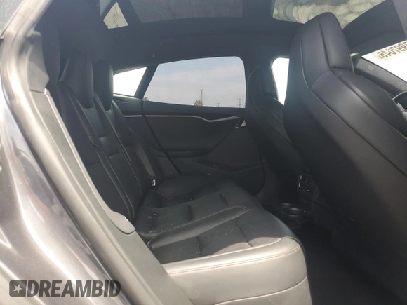 2018 Tesla Model S 75D with VIN 5YJSA1E40JF297040, listed as a Copart auction lot 57997045 with 113,503 mi miles and Salvage title. Bid and sale history available at DreamBid. Image 10.