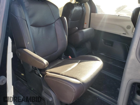 2022 Toyota Sienna Platinum z VIN 5TDESKFCXNS046761, wystawiony jako Copart lot #87531035 z przebiegiem 42 992 mil mil oraz Szkoda całkowita • Salvage title. Historia ofert i sprzedaży dostępna na DreamBid. Obrazek 11.