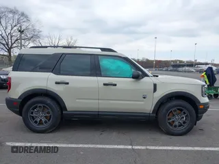 2024 Ford Bronco Sport Big Bend z VIN 3FMCR9B64RRF67202, wystawiony jako IAAI lot #42028035 z przebiegiem 454 mil mil oraz . Historia ofert i sprzedaży dostępna na DreamBid. Obrazek 13.