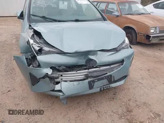 2016 Toyota Prius Four with VIN JTDKARFU2G3526613, listed as a IAAI auction lot 41742117 with 162,214 mi miles. Bid and sale history available at carsss.com. Image 6.