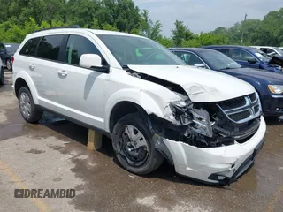 2019 Dodge Journey SE z VIN 3C4PDCBB6KT833777, wystawiony jako IAAI lot #42411738 z przebiegiem 32 133 mil mil oraz . Historia ofert i sprzedaży dostępna na DreamBid. Obrazek 1.