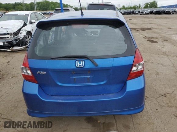 2007 Honda Fit Sport z VIN JHMGD38687S037470, wystawiony jako Copart lot #58797805 z przebiegiem 146 889 mil mil oraz Czysty tytuł • Clean title. Historia ofert i sprzedaży dostępna na DreamBid. Obrazek 6.