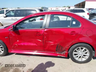 2016 Mitsubishi Lancer ES z VIN JA32U2FU3GU001857, wystawiony jako IAAI lot #41999674 z przebiegiem 65 520 mil mil oraz . Historia ofert i sprzedaży dostępna na DreamBid. Obrazek 6.
