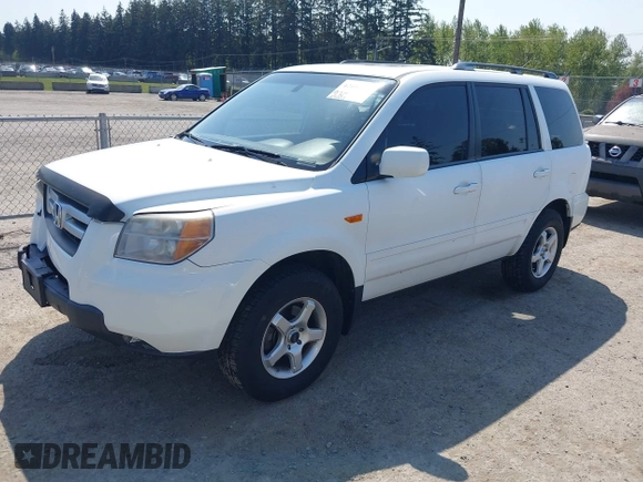 2008 Honda Pilot EX-L with VIN 5FNYF18568B025960, listed as a IAAI auction lot 42100571 with 206,437 mi miles. Bid and sale history available at carsss.com. Image 2.