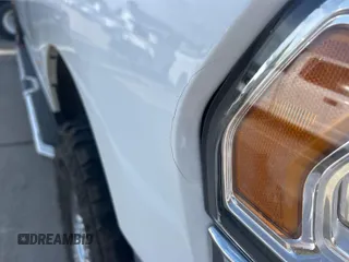 2019 Ram 2500 Tradesman with VIN 3C6UR5CL1KG598096, listed as a IAAI auction lot 42482606 with 158,362 mi miles and . Bid and sale history available at DreamBid. Image 1.