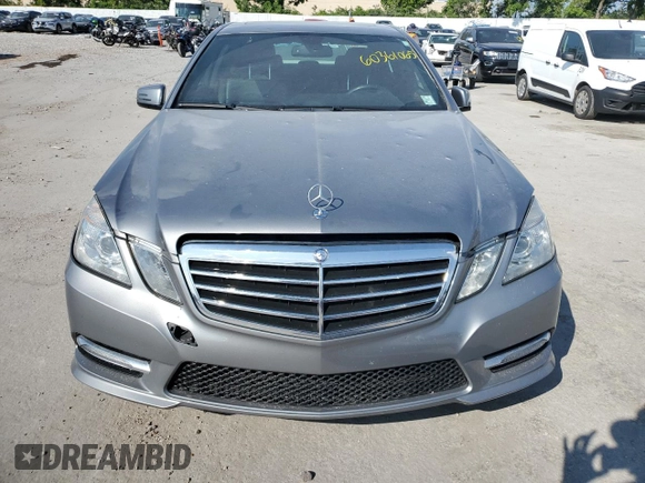 2012 Mercedes-Benz E 350 Luxury with VIN WDDHF8JB1CA534628, listed as a Copart auction lot 60361065 with 127,029 mi miles and Salvage title. Bid and sale history available at DreamBid. Image 5.